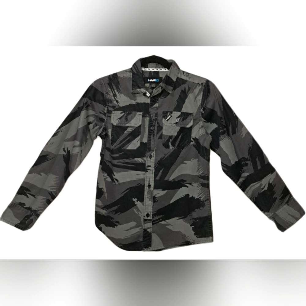 Fan favorite *Limited Edition* New W/O Tags dressy skater boy button-up shirt